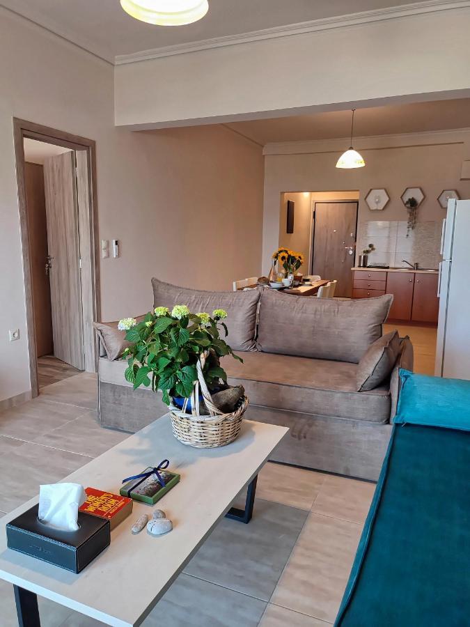 Seaview-Apartments Palaiá Fókaia Екстериор снимка