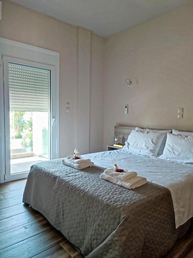 Seaview-Apartments Palaiá Fókaia Екстериор снимка